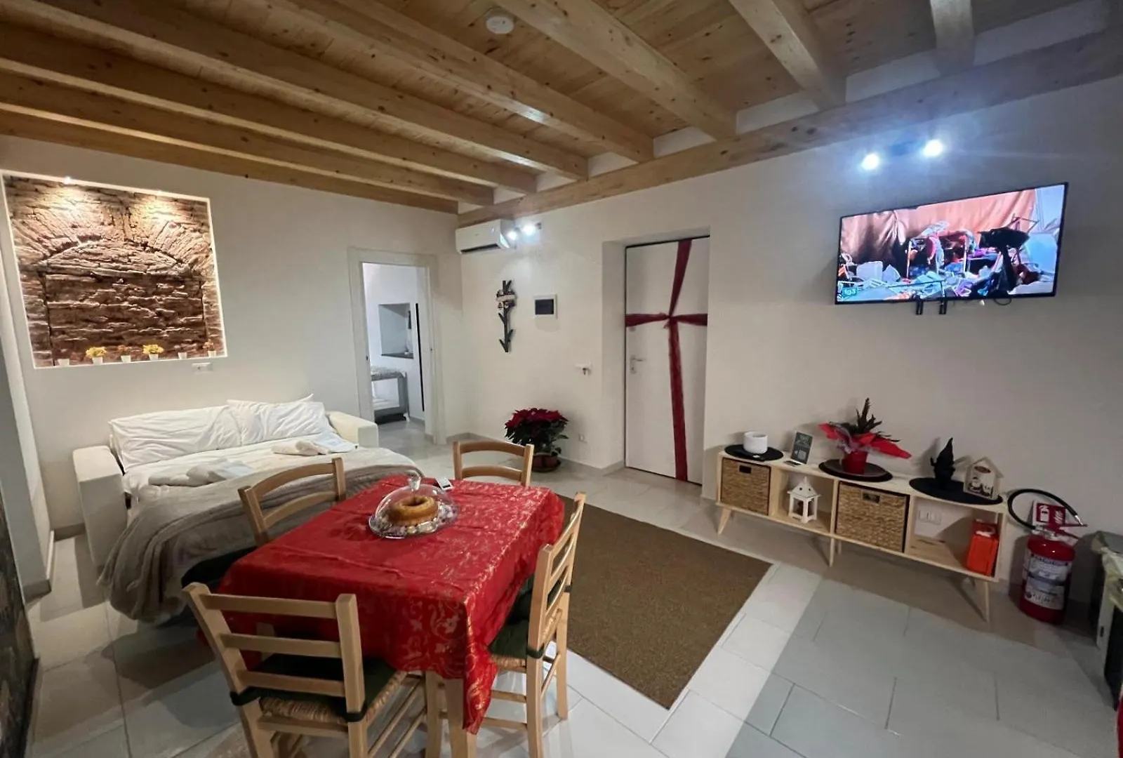 Home 3124 Katánie